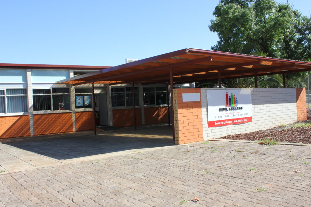 ABOUT US PINNACLE COLLEGE